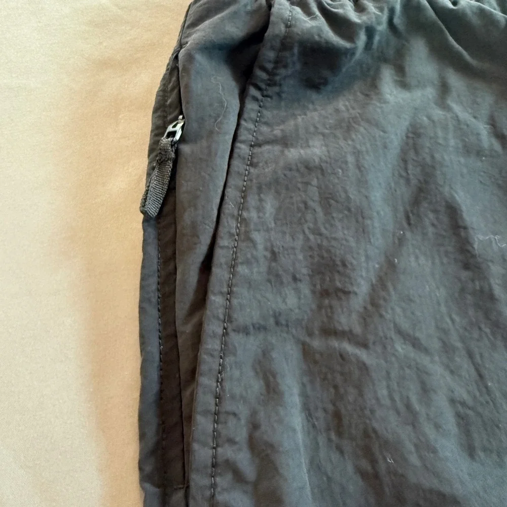 American Eagle‎ Mens Black Nylon Shorts Lined Zip Pocket Small